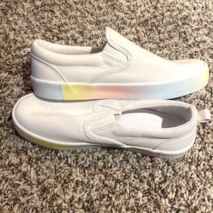 Girls Old Navy Slip-Ons